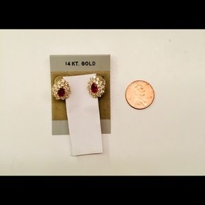 14k Gold Ruby stud earrings